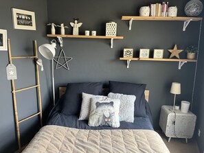 4 Schlafzimmer, Bügeleisen/Bügelbrett, WLAN, Bettwäsche