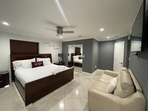 4 Schlafzimmer, Bügeleisen/Bügelbrett, WLAN, Bettwäsche