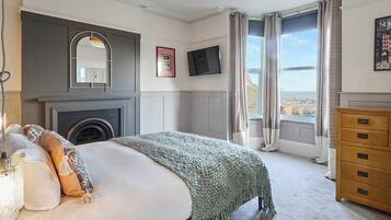 5 bedrooms, free WiFi, bed sheets