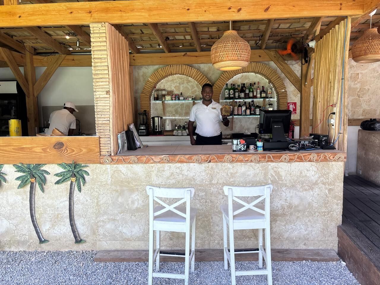 Bar ved poolen