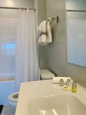 Hårf øner, håndklær, såpe og sjampo