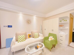 2 chambres, fer et planche à repasser, draps fournis