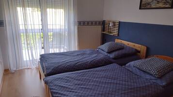 1 bedroom, iron/ironing board, free WiFi, bed sheets