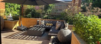 The Buddha House - Luxurious North Boulder Retreat