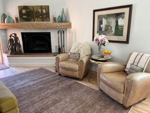 Interior - The Buddha House - Luxurious North Boulder Retreat (Boulder)