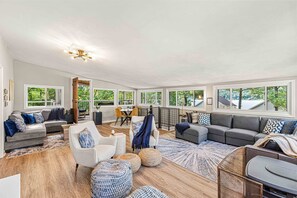 Smart TV, fireplace, video games, books
