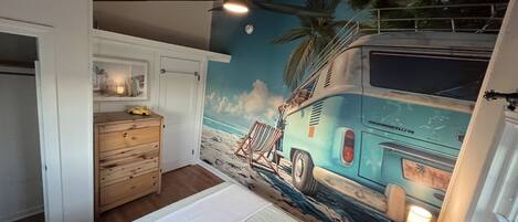 3 soverom, strykejern/-brett, wi-fi og sengetøy