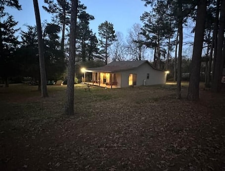 Exterior. The Farm on White Oak Mountain