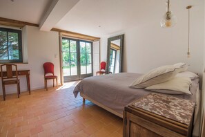 5 Schlafzimmer, kostenloses WLAN, Bettwäsche