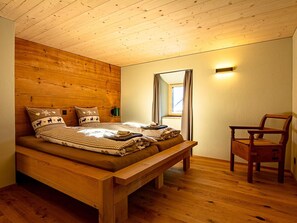 5 Schlafzimmer, kostenloses WLAN, Bettwäsche