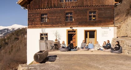 Schöne Wohnung in einem Ferienhaus für 8 Gäste mit W-LAN, Terrasse und Parkplatz