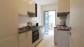 Microwave, dishwasher, highchair