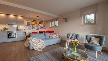 Panoramic Apartment | 3 bedrooms, premium bedding, individually decorated