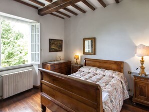 5 Schlafzimmer, Reisekinderbett, kostenloses WLAN