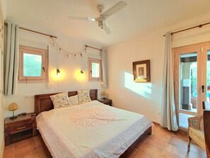 4 多间卧室、熨斗/熨衣板、旅行婴儿床、免费 WiFi