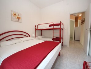 2 slaapkamers, reisbedje, wifi, beddengoed