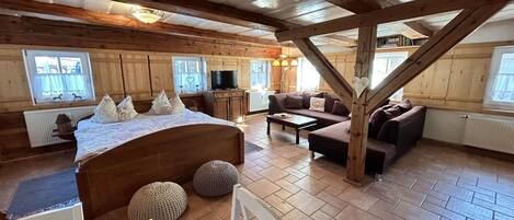 2 bedrooms, free WiFi