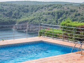 Pool - Stunning  villa for 6 guests with pool, TV, terrace and panoramic view (L'escala)