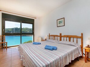 4 camere, ferro/asse da stiro, culla da viaggio, Wi-Fi gratuito