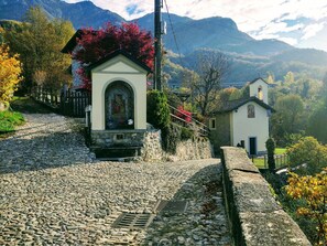 Property grounds - Beautiful  villa for 4 people with WIFI and terrace (Lierna)