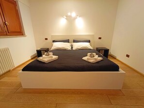 3 chambres, bureau, lit parapluie, Wi-Fi gratuit