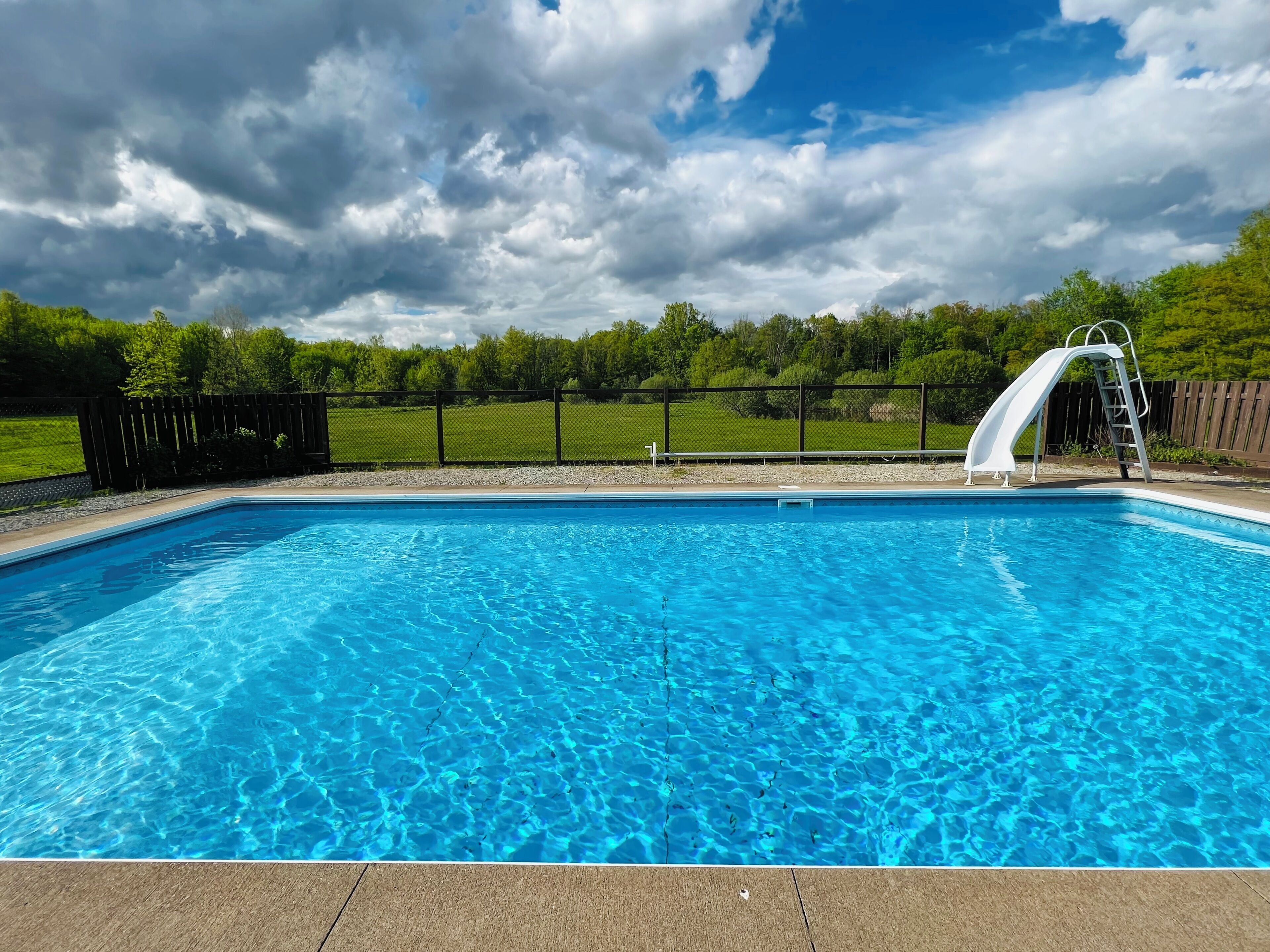 Udendørs pool