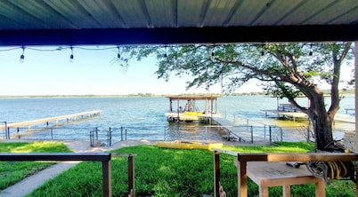 Newly Renovated Lakefront w/ Private Dock, Game Room, Kayak, Paddle Boat