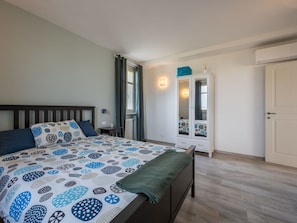 2 chambres, accès au Wi-Fi (inclus), literie fournie