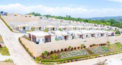 Your cool oasis home away from home. Breath taking views for relaxation