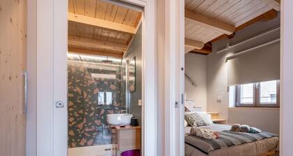 Beautiful private villa for 4 guests with WIFI, TV and patio
