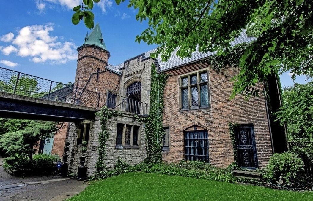 Charming Castle in the Heart of Buffalo