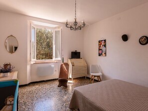 2 habitaciones, cuna de viaje y wifi gratis 