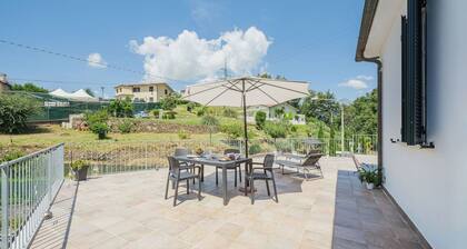 Wunderbares Ferienhaus für 2 Personen mit W-LAN, TV, Terrasse und Parkplatz