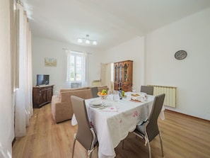 Dining - Beautiful  villa for 2 guests with WIFI, TV and terrace (Massa)