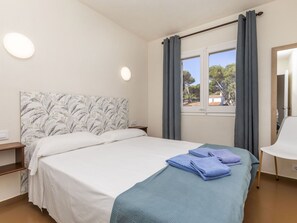2 chambres, fer et planche Ă repasser, lit parapluie, Wi-Fi gratuit
