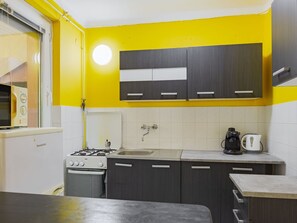 Microonde, forno, seggiolone