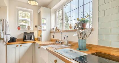 Little Crawfish Cottage