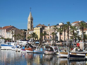 Marina