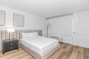 1 bedroom, free WiFi, bed sheets - Queen Suite/Fifth and Ocean (Myrtle  Beach)