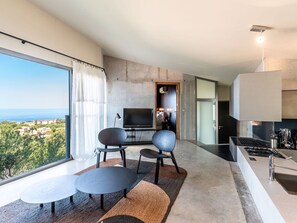 Mikrowelle, Ofen, Geschirrspüler, Toaster