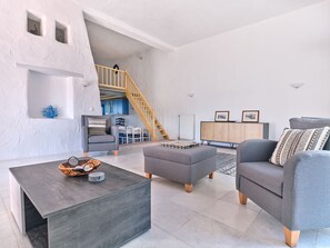 Smart TV - Nola Traditional Villa with pool and amazing sea views in Paros
(Marpissa)