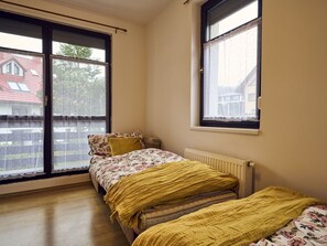 2 bedrooms