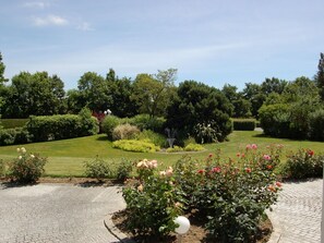 Property grounds - Beautiful apartment for 4 people with pool, WIFI, TV and terrace (Saint-jouan-des-guérets)