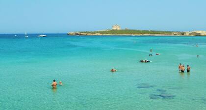 Wonderful private villa for 8 people with WIFI, A/C, TV and terrace