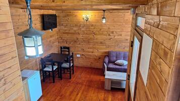 Smart TV 44-inci dengan saluran TV kabel