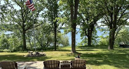 Make memories at this Big Chetac Lake Cottage