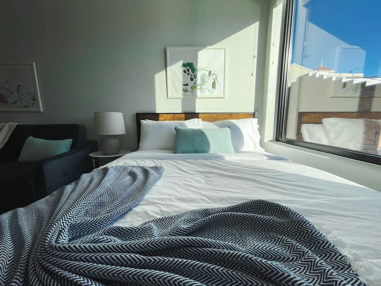 Desk, iron/ironing board, WiFi (free), bed sheets