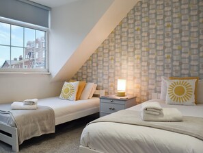 3 bedrooms, free WiFi, bed sheets