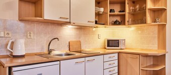 Acogedor apartamento para 4 personas con WIFI, TV, balcón y aparcamiento