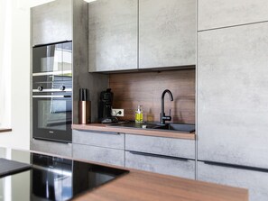 Mikrobølgeovn, ovn og oppvaskmaskin